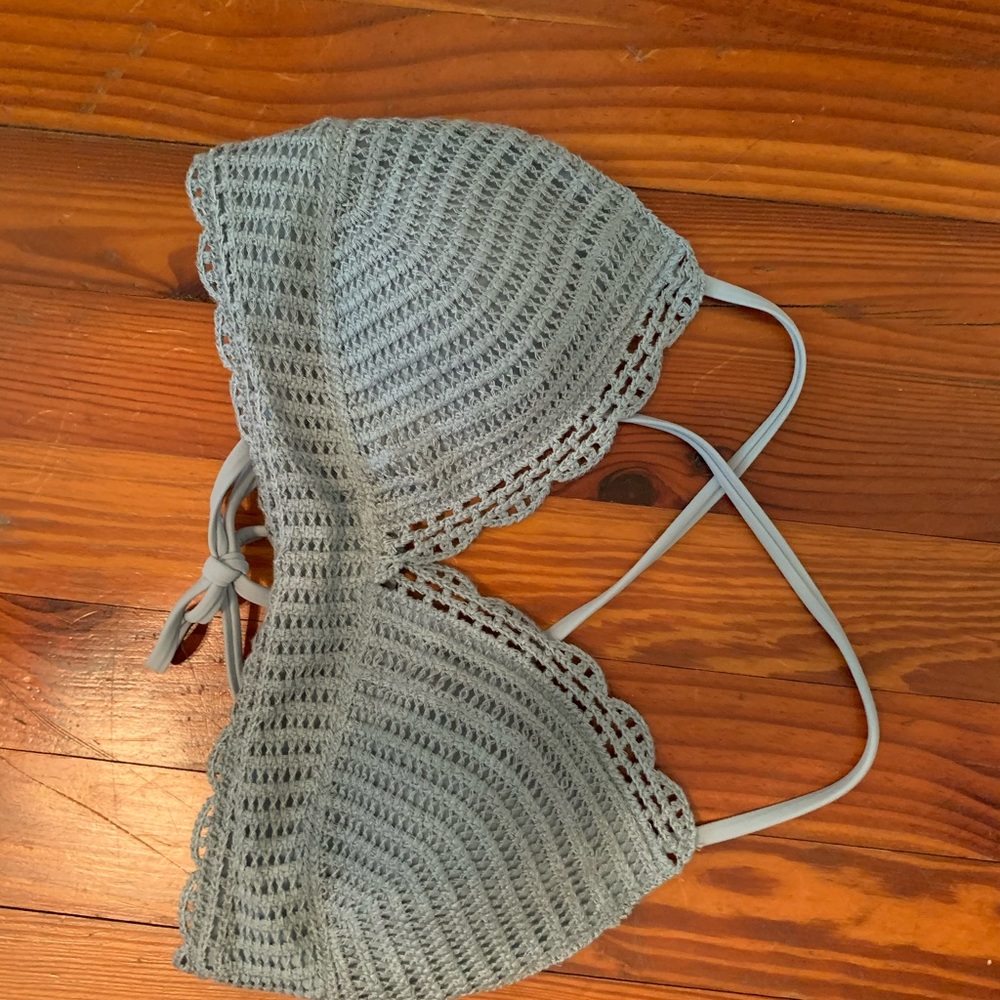 Hollister bathing suit top